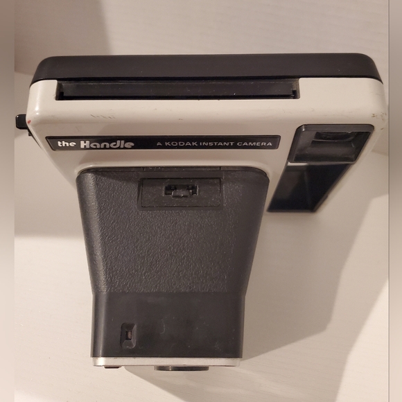Vintage Kodak Instant Camera "The Handle" Untested - Picture 9 of 11